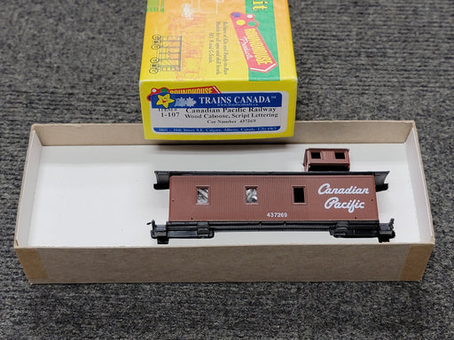 Roundhouse/Trains Canada 1-107 HO Scale Wood Caboose Kit CP 437269 - NOS