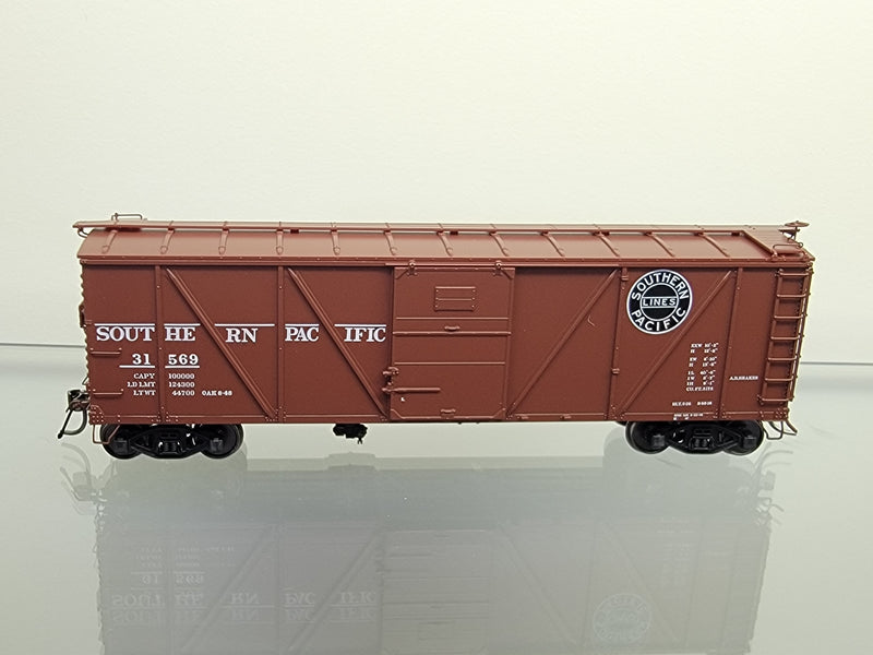 Rapido Trains 171054A HO Scale B-50-16 Boxcar Southern Pacific "1946-1952" SP # Varies