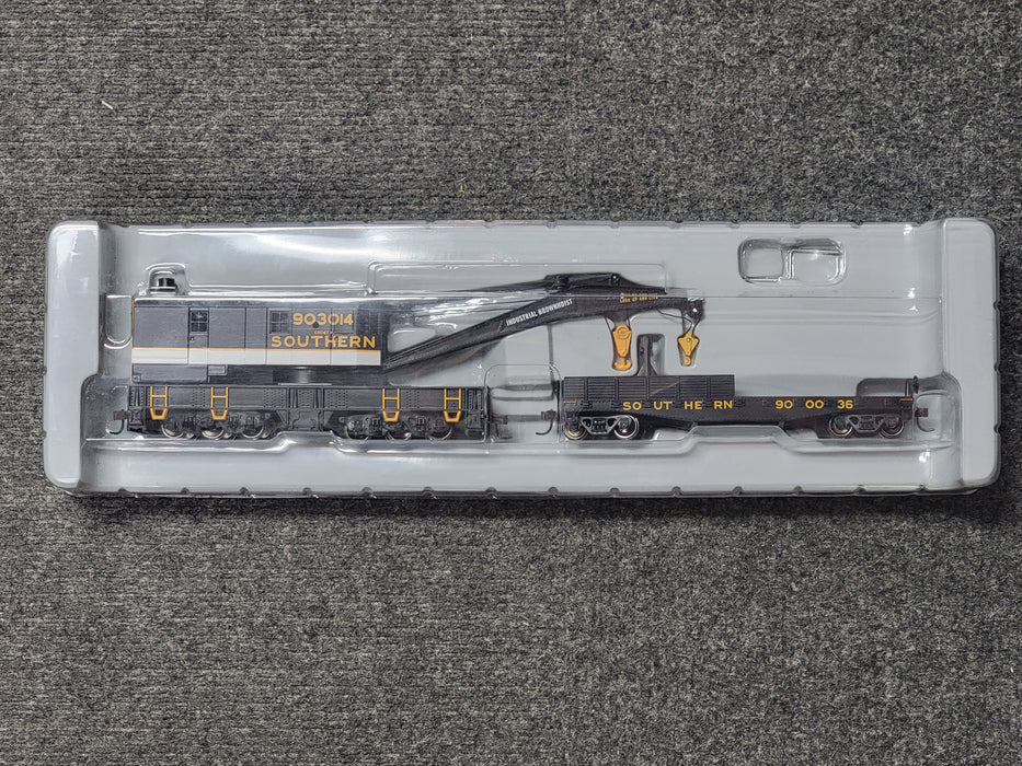 Athearn 7527 HO Scale 200 Ton Crane and Tender Southern 903014 - USED