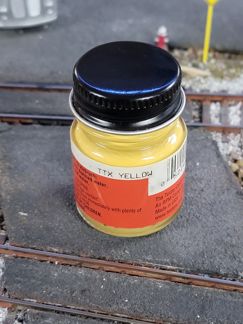 Floquil Poly S Poly Scale F404067 TTX Yellow 1/2oz - NOS