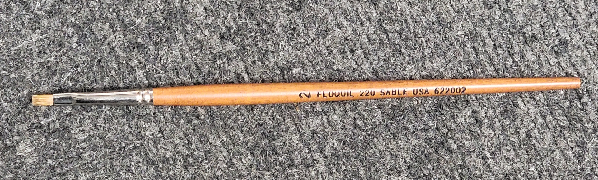 Floquil Poly S 622002 220 Red Sable Flat 2 Paint Brush — White Rose