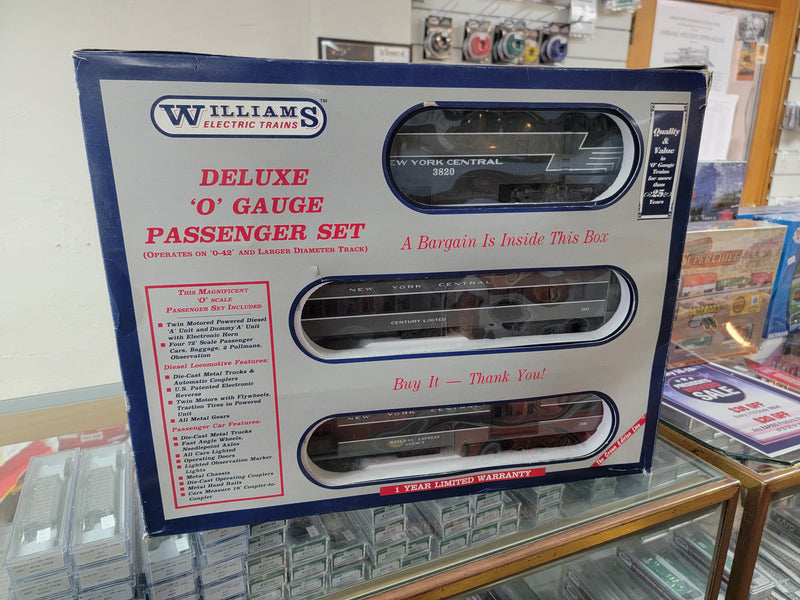 Williams 780776 O Gauge Sharknose  A-A Diesels with 4 Madison Passenger Cars - NOS