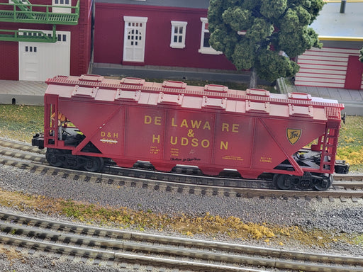Lionel 6-6124 O Gauge Covered Hopper Delaware & Hudson 6124 Weathered - USED
