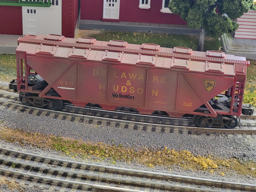 Lionel 6-6124 O Gauge Covered Hopper Delaware & Hudson 6124 Weathered - USED