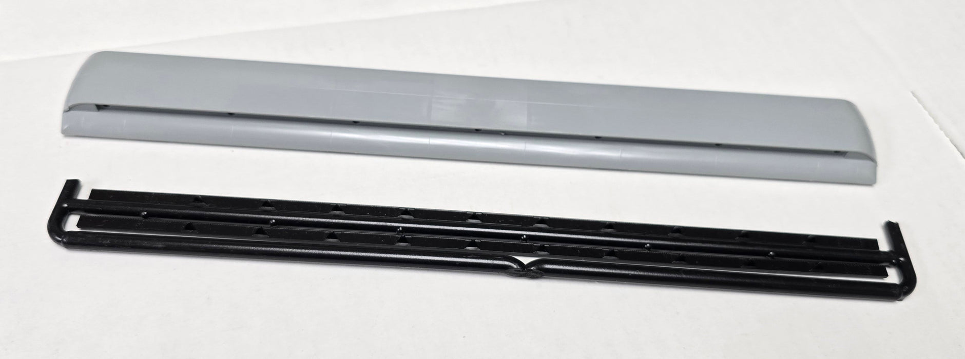 Branchline Trains 151011-W HO Scale 80' Coach Roof with Ward Vents