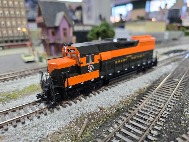 Kato 37-3003 HO Scale EMD GP35 Phase 1C Diesel Great Northern GN 3036 - Like New USED