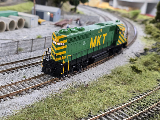 Atlas 9196 HO Scale EMD GP40 MKT 175 with DCC - USED
