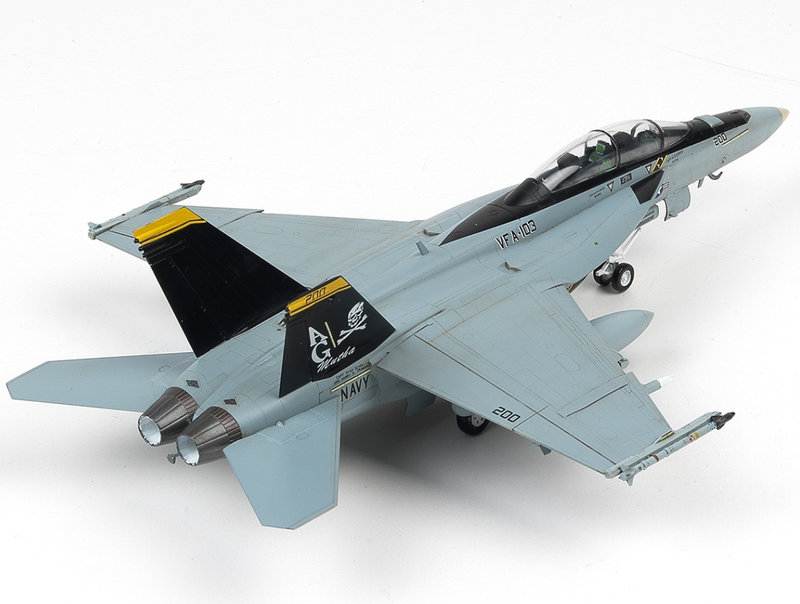 ACADEMY 12535 1/72 F/A-18F USN VFA-103 Jolly Rogers MCP Model Kit