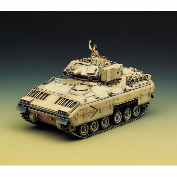 ACADEMY 13237 1/35 M2 Bradley IFV Tank Model Kit