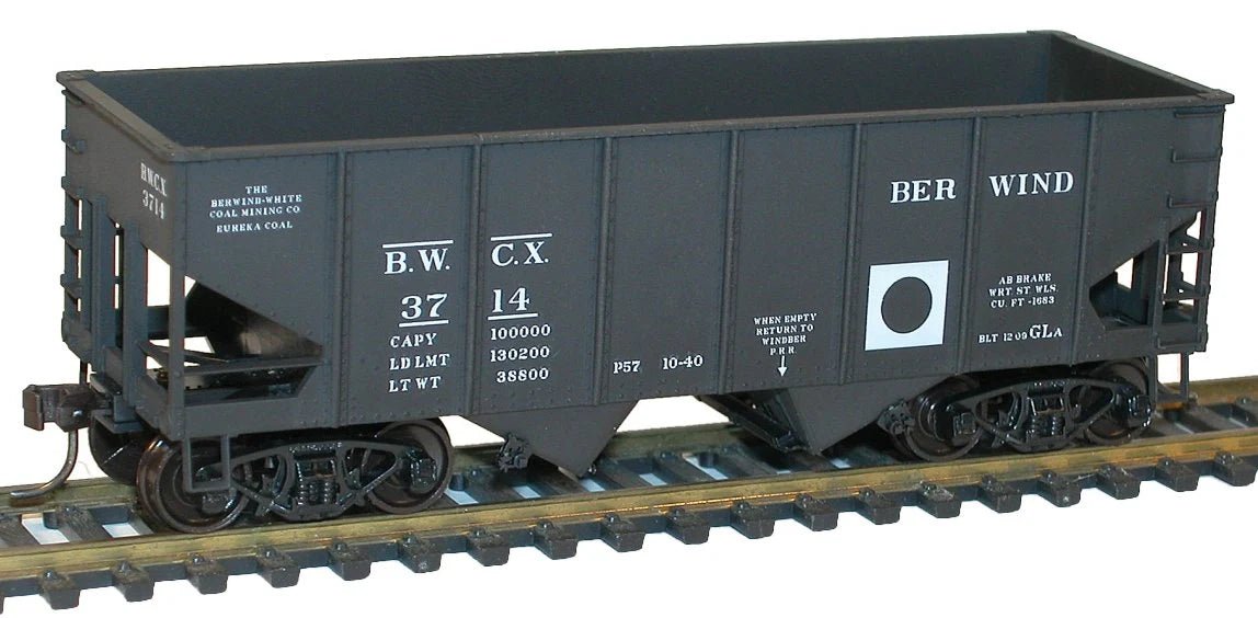 Accurail 25171 HO Scale USRA 55 Ton 2 Bay Open Hopper Kit Berwind BWCX 3942
