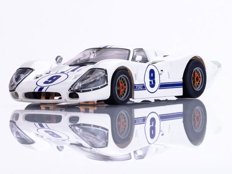 AFX Racing 22078 Ford GT40 Mark IV #9 Mega G+ HO Scale Slot Car