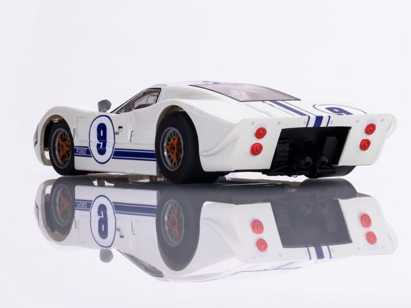 AFX Racing 22078 Ford GT40 Mark IV #9 Mega G+ HO Scale Slot Car
