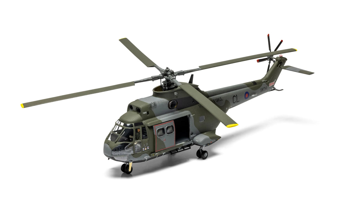 AIRFIX A03021V 1/72 Westland Puma HC.1 Helicopter Model Aircraft Kit
