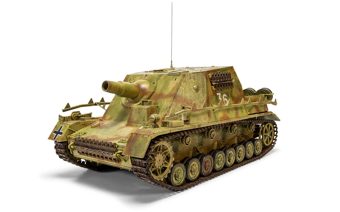 Airfix A1376 1/35 Sturmpanzer IV "Brummbär" Sd.Kfz 166 III. Serie Model Kit