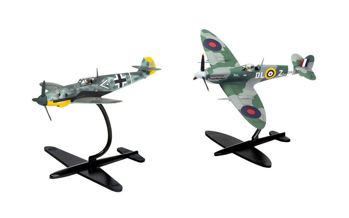 AIRFIX A50194 1/72 Spitfire Mk Vc & Bf109F4 Dogfight Doubles Gift Set (With Paint & Glue)