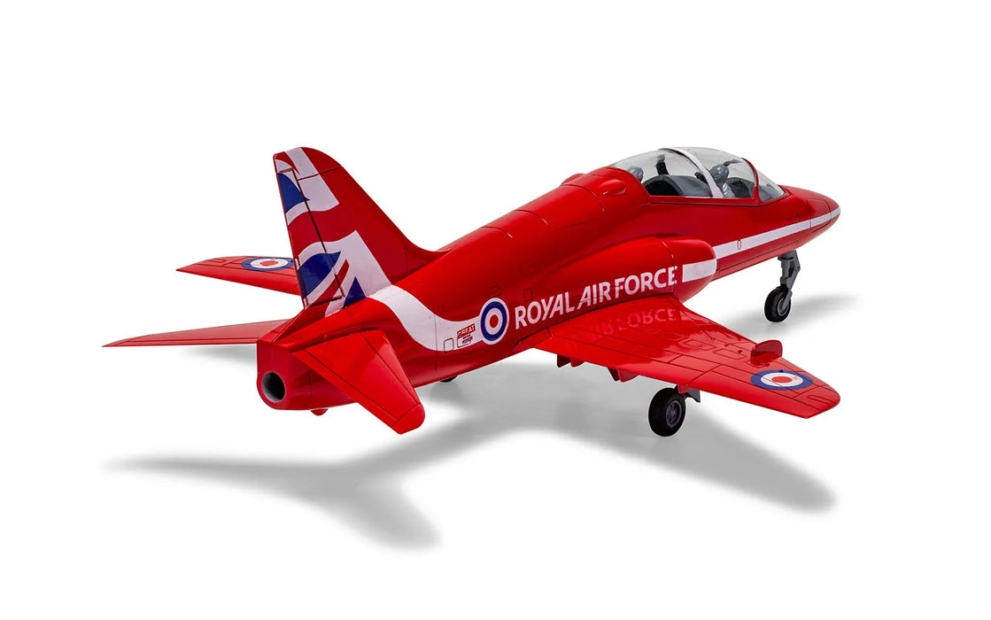 AIRFIX A55002 1/72 RAF Red Arrows Hawk Aircraft Small Starter Set (With Paint & Glue)