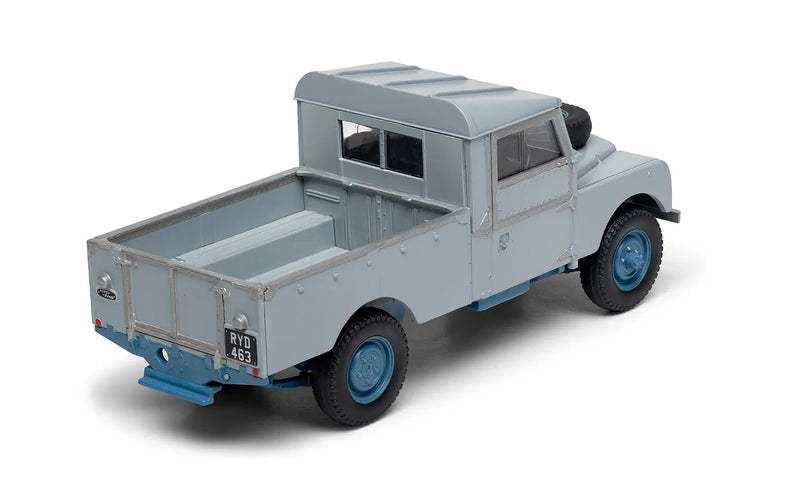 AIRFIX A55012 1/43 Land Rover Series 1 Pickup Truck Small Starter Set (With Paint & Glue)