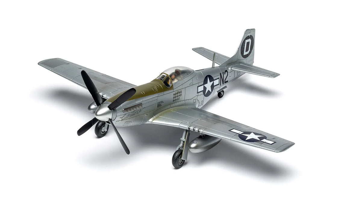 AIRFIX A55013 1/72 P51D Mustang Small Starter Set (With Paint & Glue)