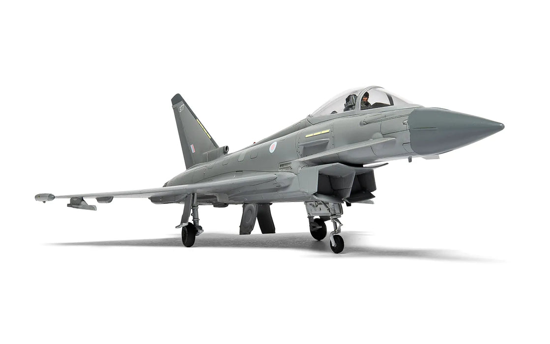 AIRFIX A55016 1/72 Eurofighter Typhoon FGR4 Large Starter Set (With Paint & Glue)