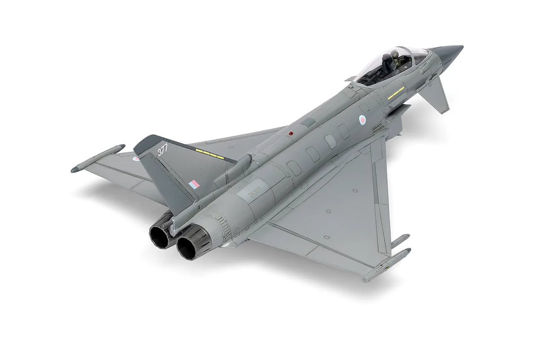 AIRFIX A55016 1/72 Eurofighter Typhoon FGR4 Large Starter Set (With Paint & Glue)