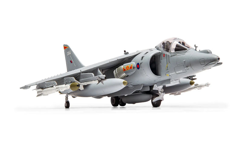 AIRFIX A55300 1/72 BAE Harrier GR9A Fighter Large Starter Set (With Paint & Glue)