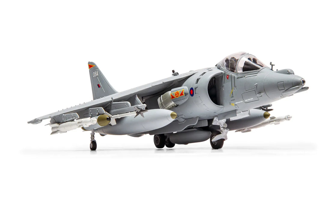 AIRFIX A55300 1/72 BAE Harrier GR9A Fighter Large Starter Set (With Paint & Glue)
