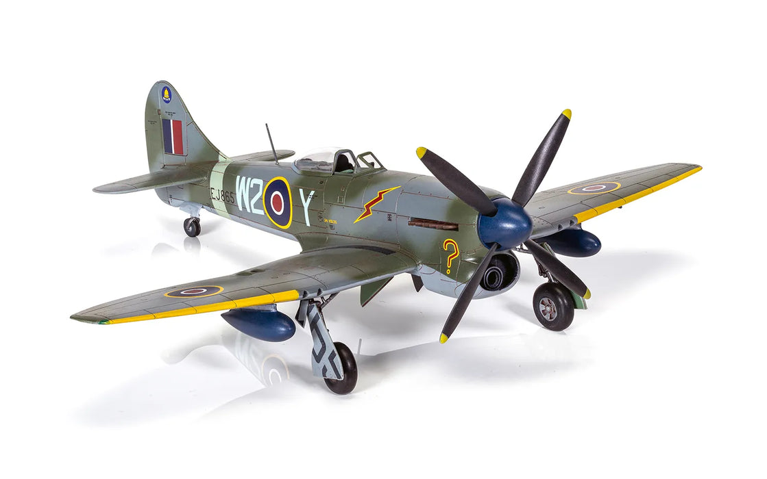 AIRFIX Models A02110 1/72 Hawker Tempest Mk.V Post War Model Aircraft Kit
