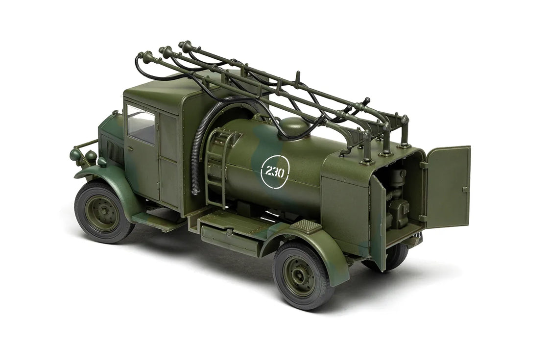 AIRFIX Models A03312 1/48 Albion 3-Point Fueller Truck Model Kit