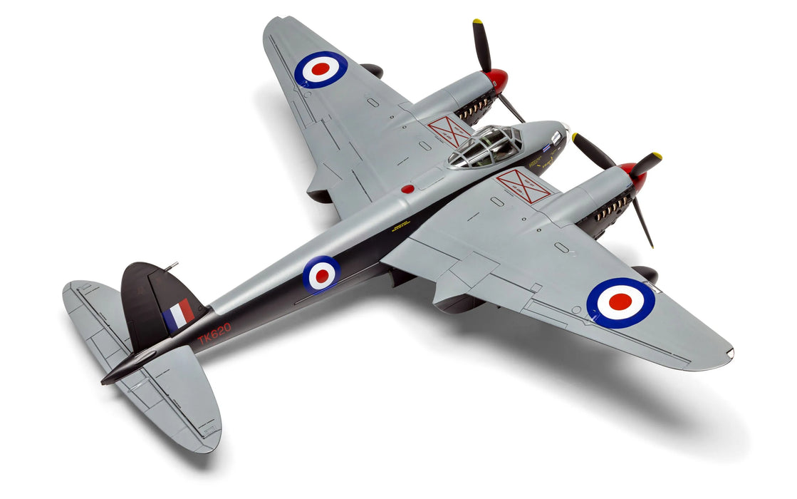 AIRFIX Models A04070 1/72 De Havilland Mosquito B.XVI/B.35/TT.35 Model Aircraft Kit