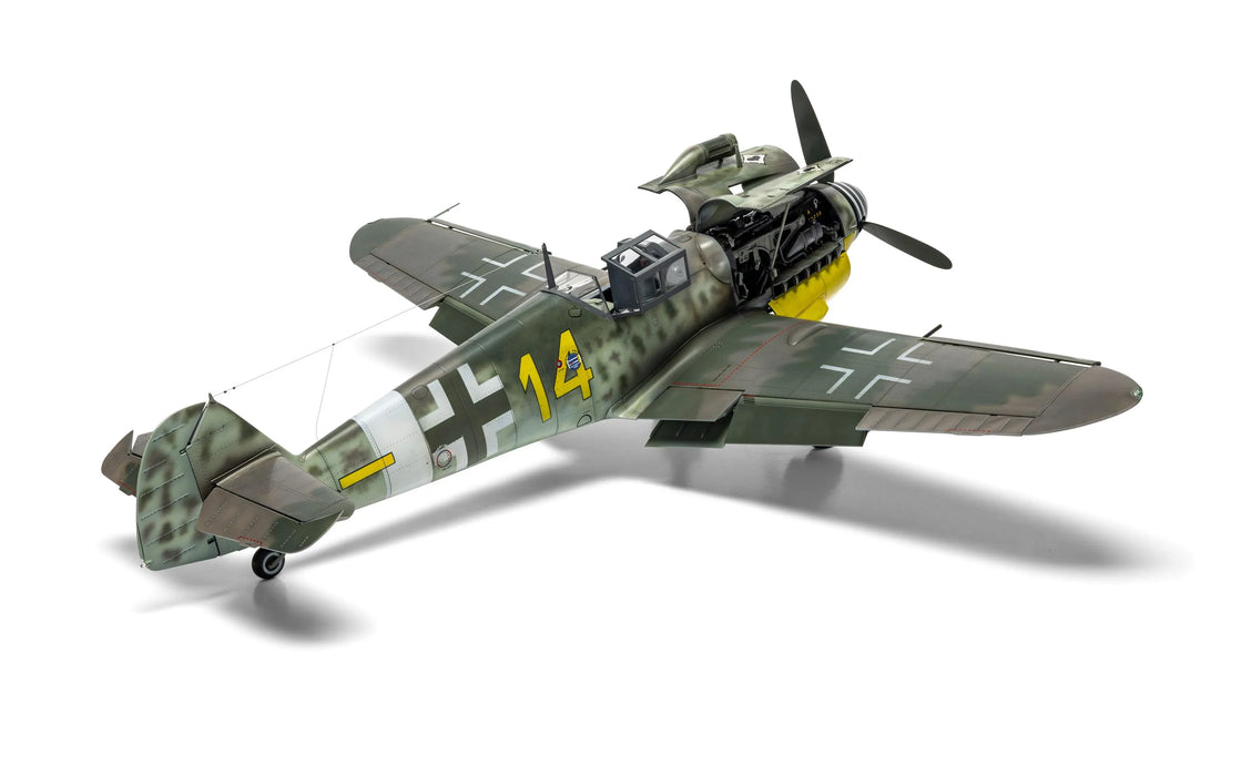 AIRFIX Models A17003 1/24 Messerschmitt Bf109G-5/G-6 Model Aircraft Kit