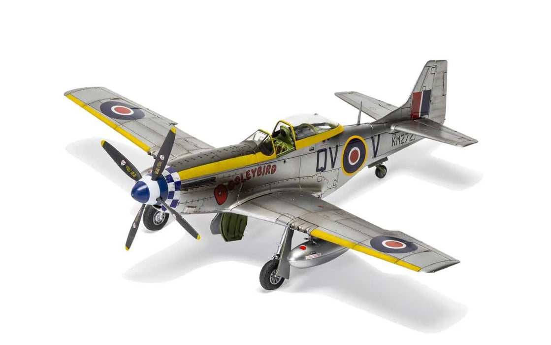 AIRFIX Models A05137 1/48 Mustang Mk.IV / P-51K Mustang Model Aircraft Kit