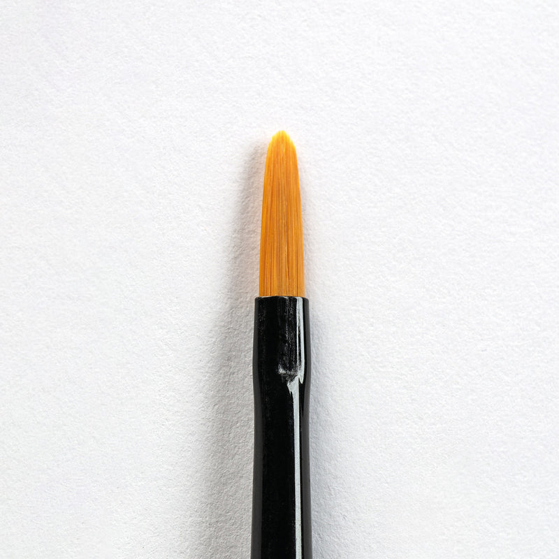 AK Interactive B014 Filbert 2 Synthetic Brush