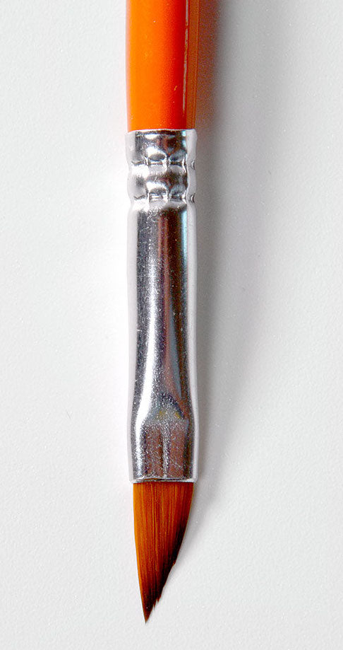 AKI 585 Dagger Triangular Shape Weathering Brush