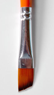 AKI 586 Angle Weathering Brush