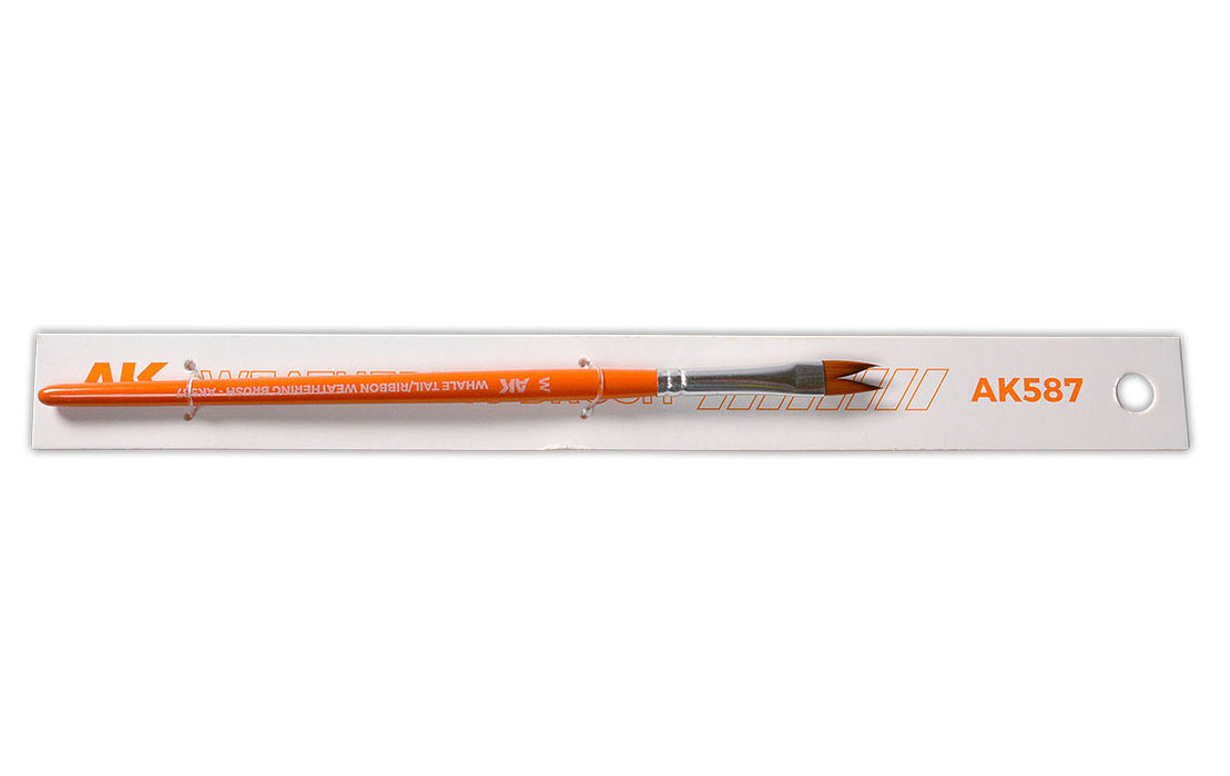 AKI 587 Whale Tail / Ribbon Weathering Brush