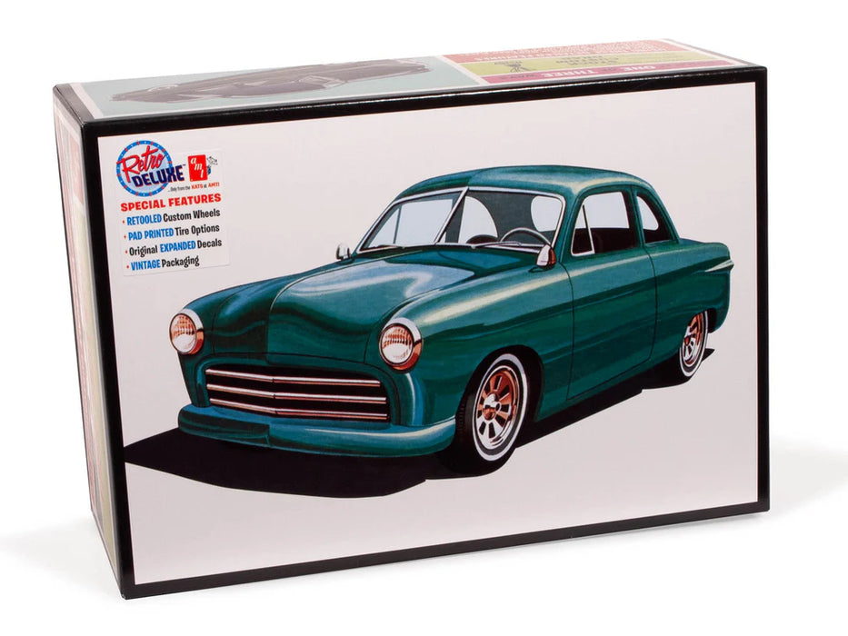 amt 1359 1/25 1949 Ford Coupe The 49’er Skill Level 2 Model Kit