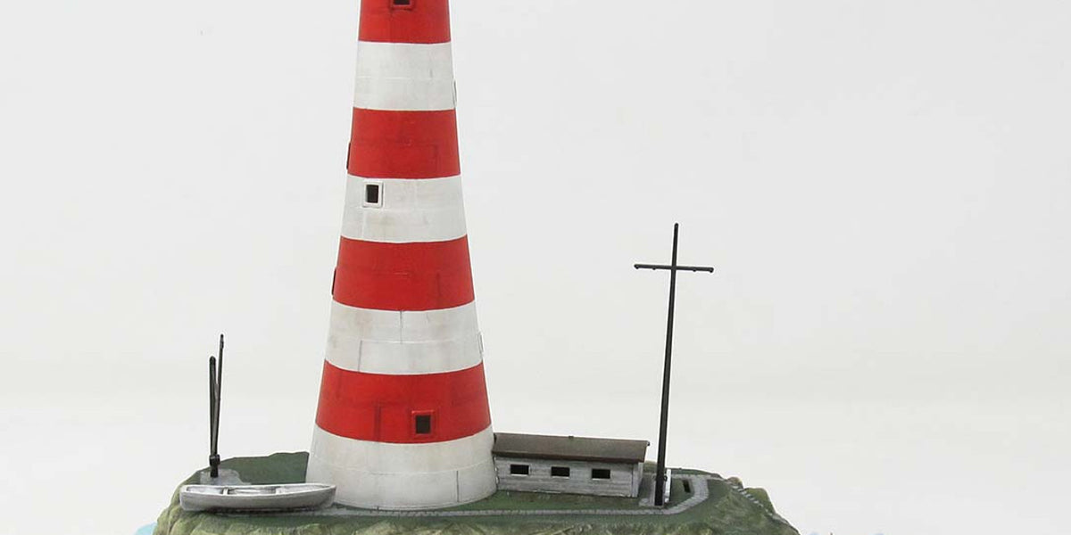 Atlantis Models 70779 1/160 (N Scale) Lighthouse with Dioramma Base Ki ...