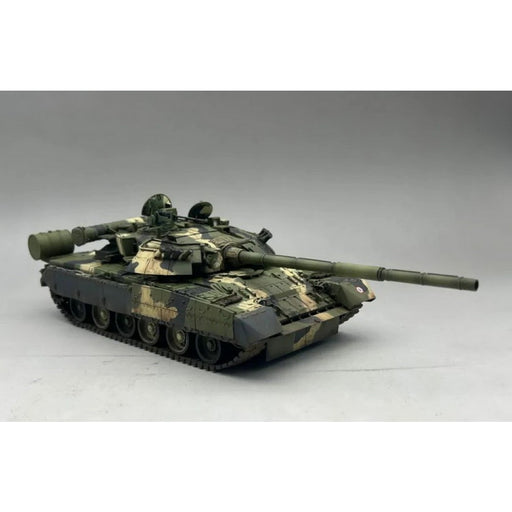 Amusing Hobby 35A060 1/35 T-80U Russian Main Battle Tank with Full Interior Model Kit