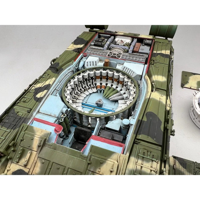 Amusing Hobby 35A060 1/35 T-80U Russian Main Battle Tank with Full Interior Model Kit