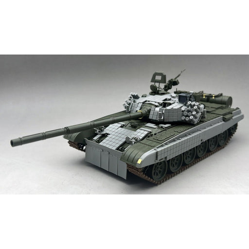 Amusing Hobby 35A069 1/35 PT-91 Polish Main Battle Tank Model Kit