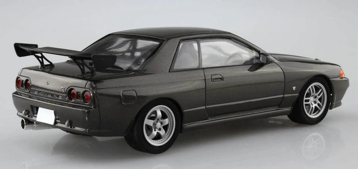 Aoshima 05959 1/24 Initial D Rin Hojyo Nissan BNR32 Skyline GT-R Model Kit