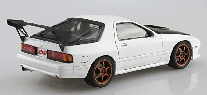 Aoshima 05962 1/24 Initial D Takahashi Ryosuke FC3S Mazda RX-7 (Hakone Battle Ver.) Model Kit