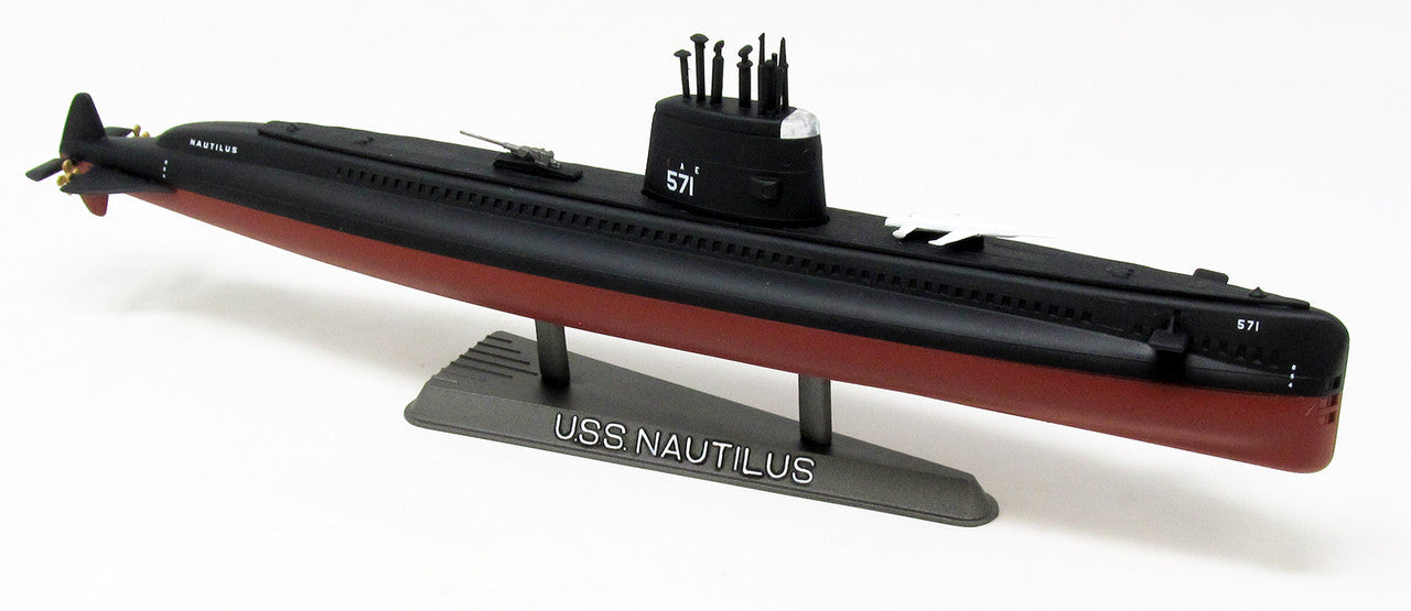 Atlantis Models 750 1/300 SSN 571 USS Nautilus Submarine Model Kit