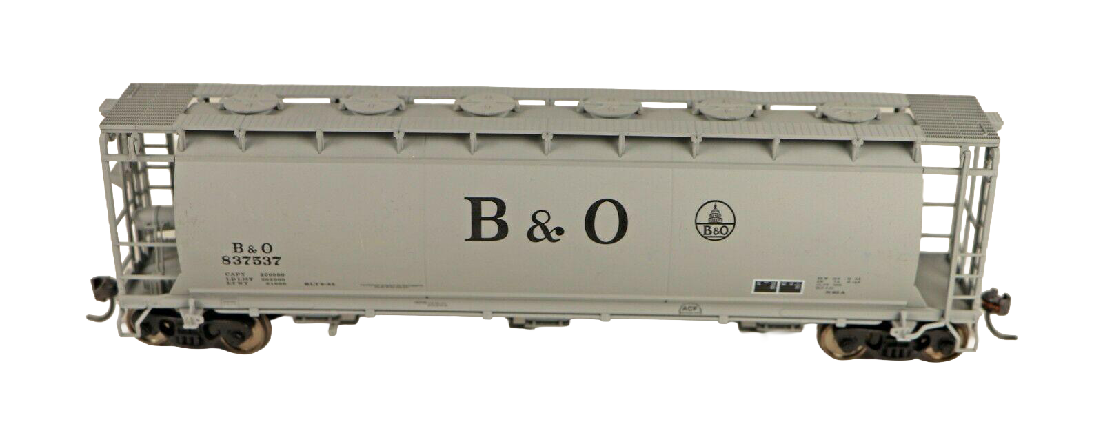 Atlas 1931-1 HO Scale 3 Bay Cylindrical Covered Hopper B&O 837530 - USED