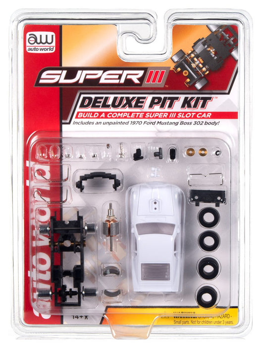 Auto World TRX126 HO Scale Super III Deluxe Pit Kit - 1970 Ford Boss Mustang