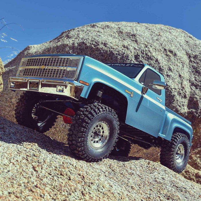 Axial AXI03029 1/10 RTR SCX10III Base Camp 1982 Chevy Pro-Line Limited Edition