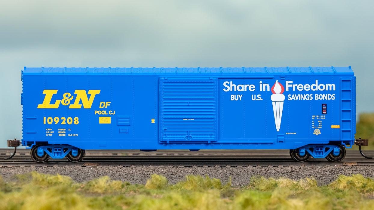 Bachmann 19414 HO Scale 50' Sliding Door Boxcar US Savings Bonds - Louisville & Nashville L&N 109208 - pre production photo