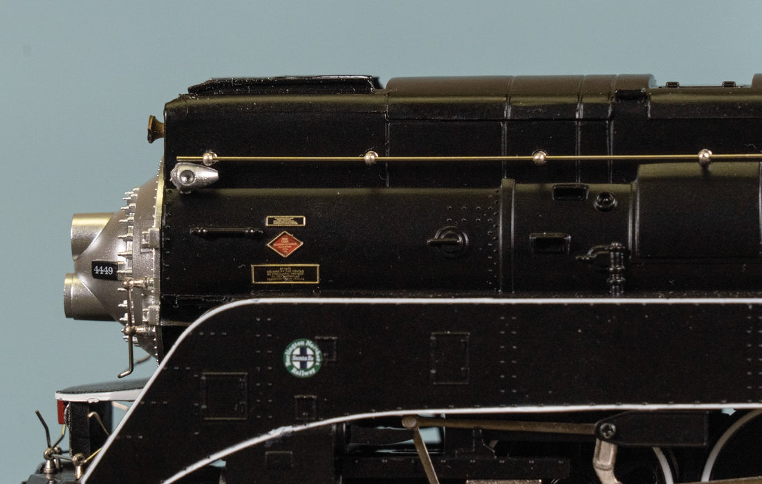 Bachmann 52303 HO Scale 4-8-4 GS-4 Steam Locomotive BNSF 4449 - DC