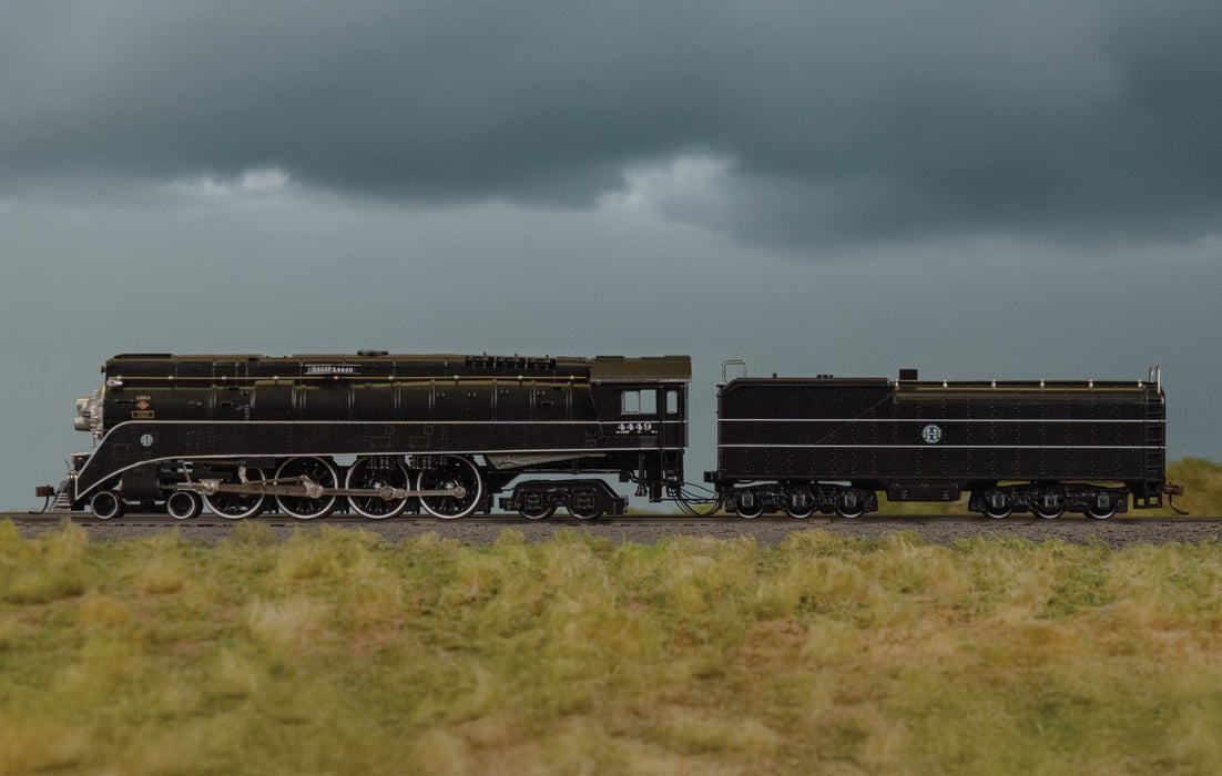 Bachmann 52303 HO Scale 4-8-4 GS-4 Steam Locomotive BNSF 4449 - DC