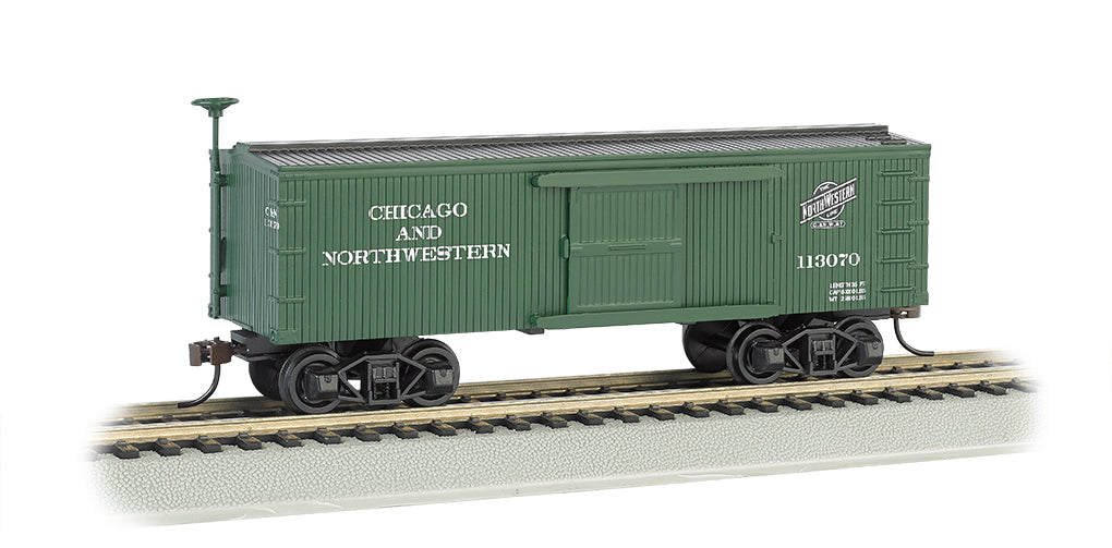 Bachmann 72306 HO Scale 34' Old Time Wood Boxcar Chicago & NorthWestern CNW
